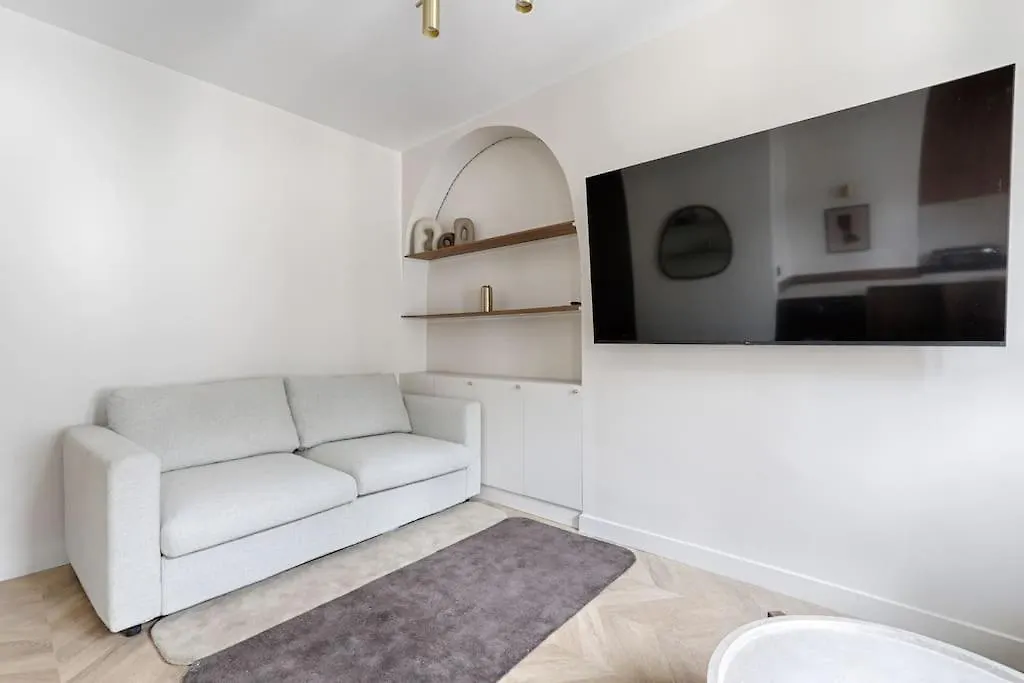 Apartament Barbes Buttes Chaumont Cosy Studio 2p Paryż